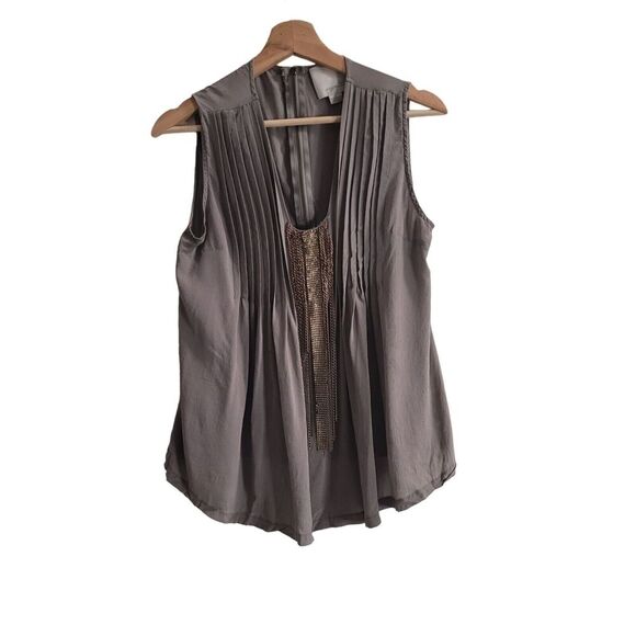 Aryn K Tank Top‎ Women's Size S 100% Silk Grey Pleated Metal Embellishments - Picture 1 of 8